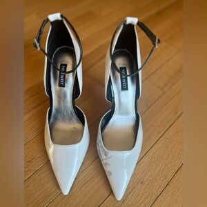 Nine‎ West White Finda Heel